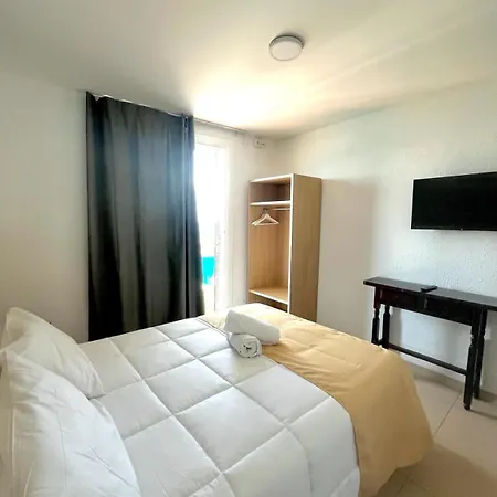 בית הארחה Mozaik Playa